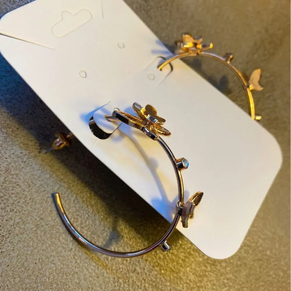 NWOT large butterfly hoops rose gold color pretty feminine Girlcore - Picture 2 of 5